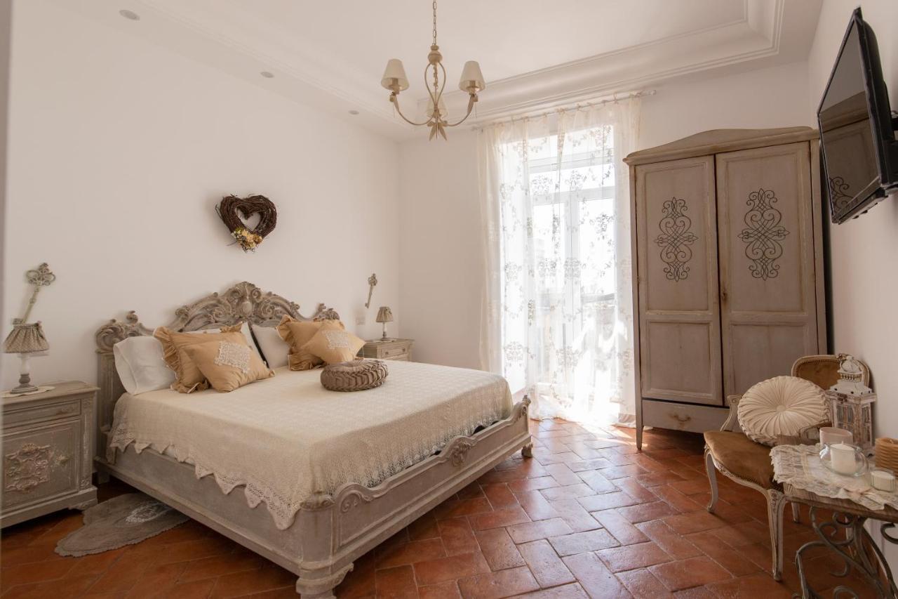 B&b Dimora Mazzarino Napoli Esterno foto